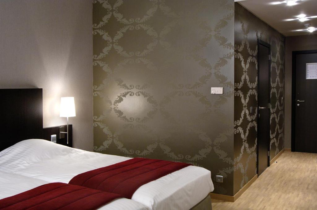 Biznis Hotel Λόκερεν Εξωτερικό φωτογραφία